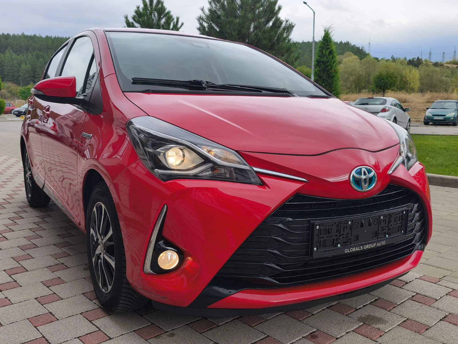 Toyota Yaris 1.5 HYBRID DEUTCHE TEAM, снимка 17 - Автомобили и джипове - 56080885
