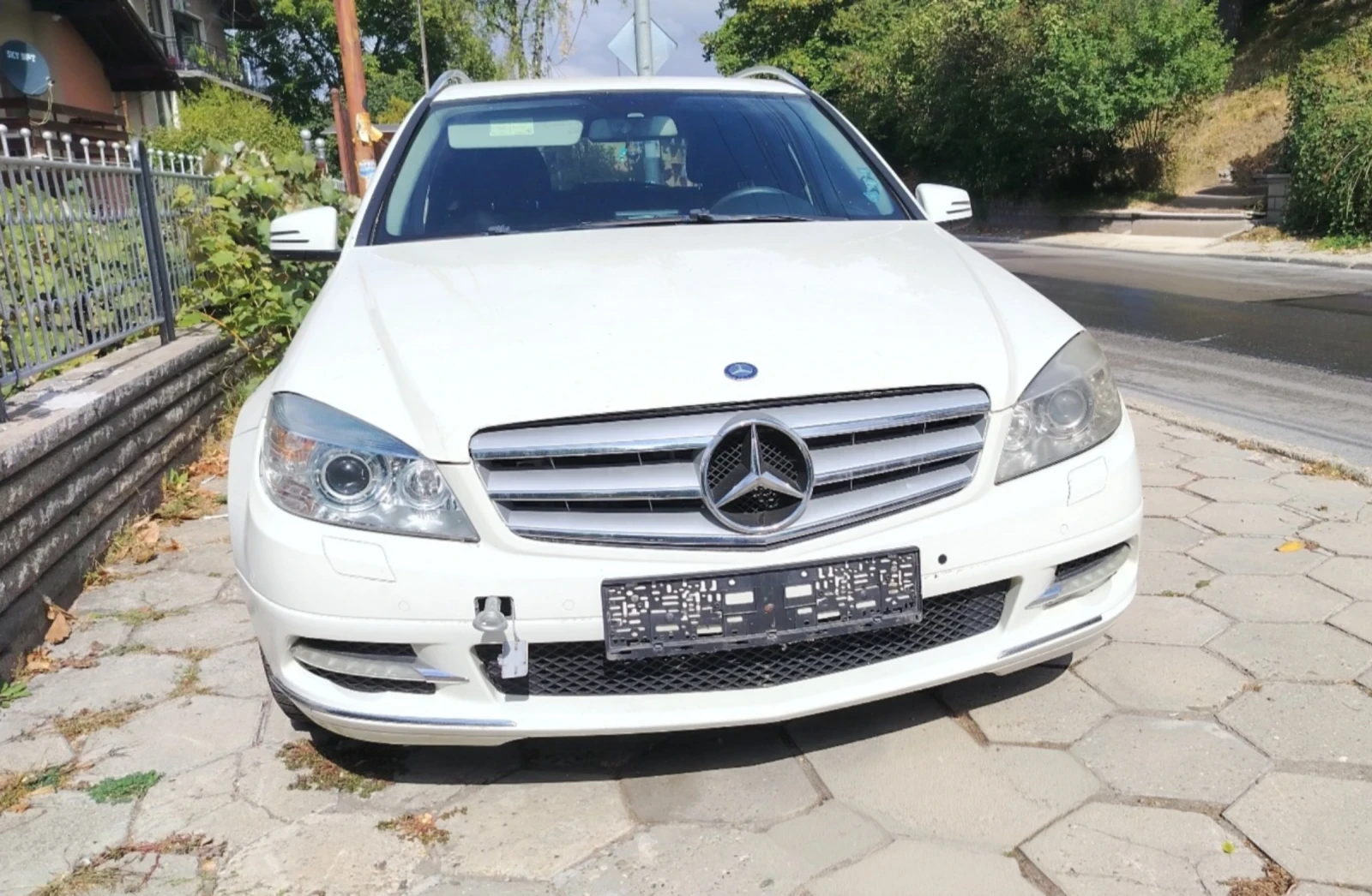 Mercedes-Benz C 250 4 matic, снимка 2 - Автомобили и джипове - 56274920