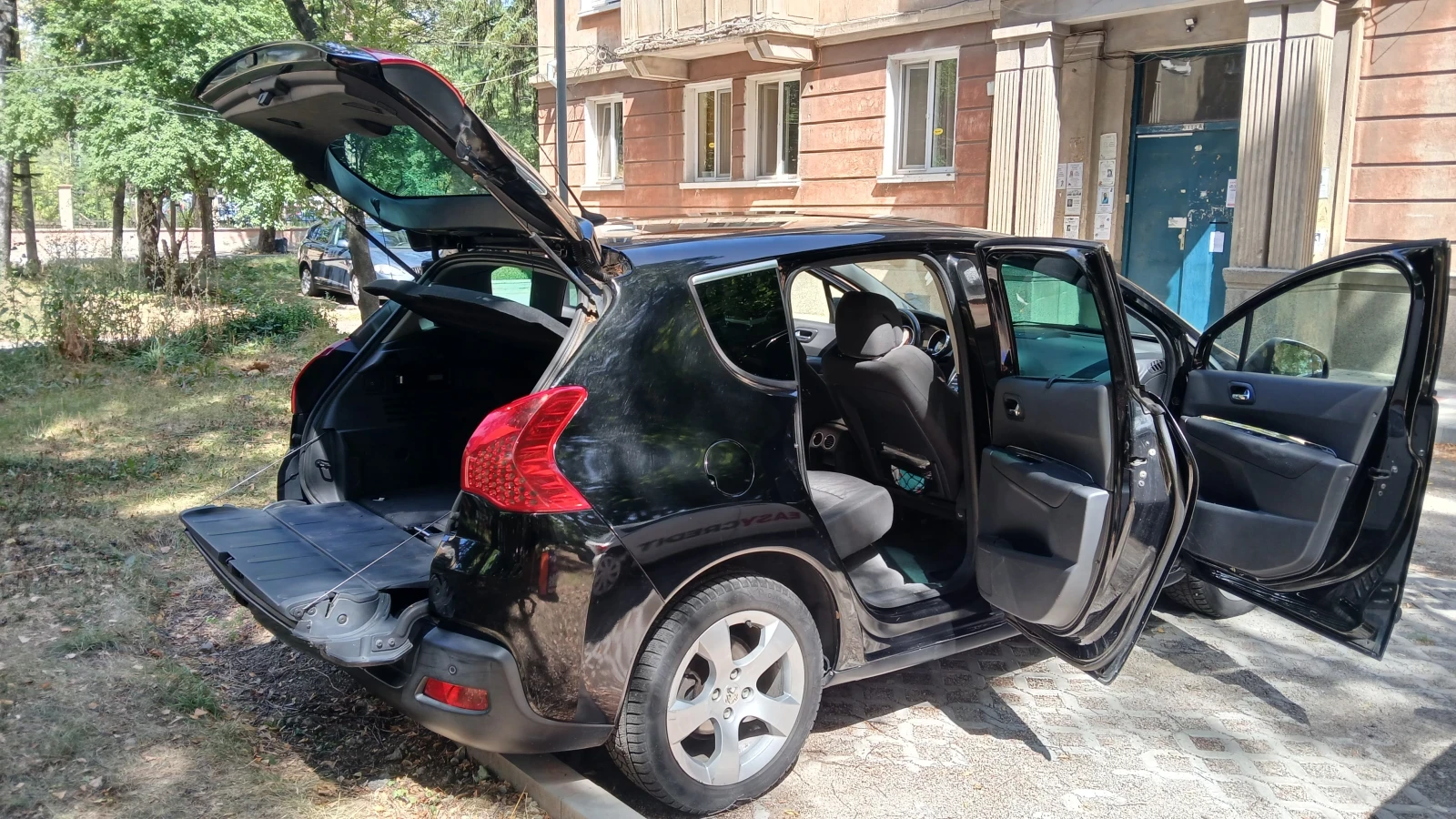 Peugeot 3008, снимка 13 - Автомобили и джипове - 56640801