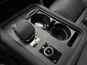 Land Rover Discovery 3.0 pt306 Automatic, снимка 9