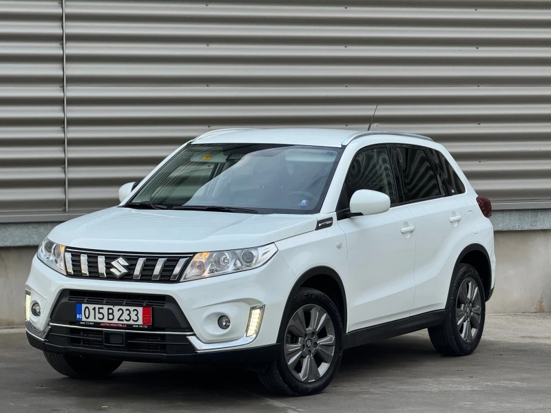 Suzuki Vitara 1.0 4x4 DISTRONIC* CAMERA* СОБСТВЕН ЛИЗИНГ* БАРТЕР, снимка 3 - Автомобили и джипове - 48814244