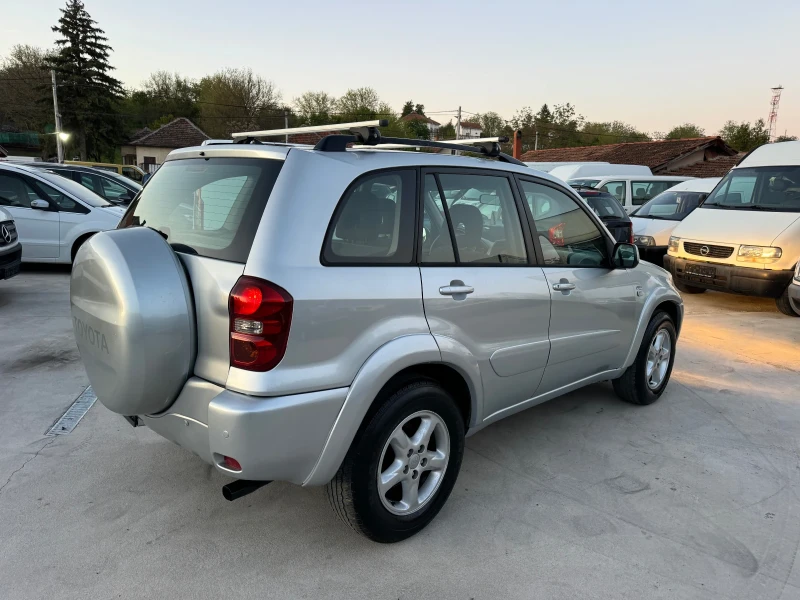 Toyota Rav4 2.0 D-4D , снимка 5 - Автомобили и джипове - 51190970