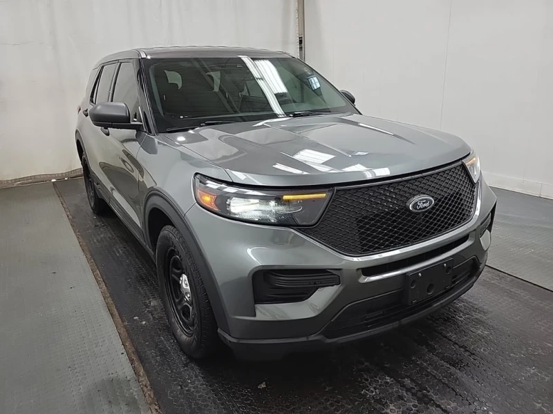 Ford Explorer * AWD * CARFAX * , снимка 2 - Автомобили и джипове - 53276594