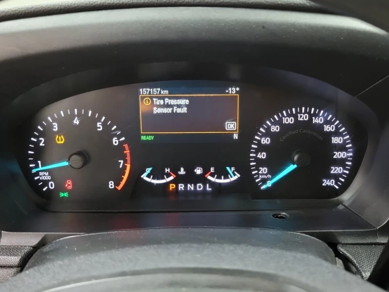 Ford Explorer * AWD * CARFAX * , снимка 10 - Автомобили и джипове - 53276594