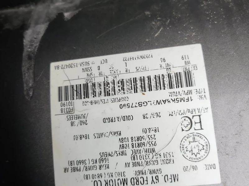 Ford Explorer * AWD * CARFAX * , снимка 15 - Автомобили и джипове - 53276594