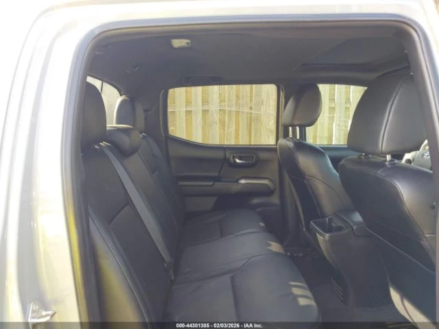 Toyota Tacoma LIMITED - изображение 8