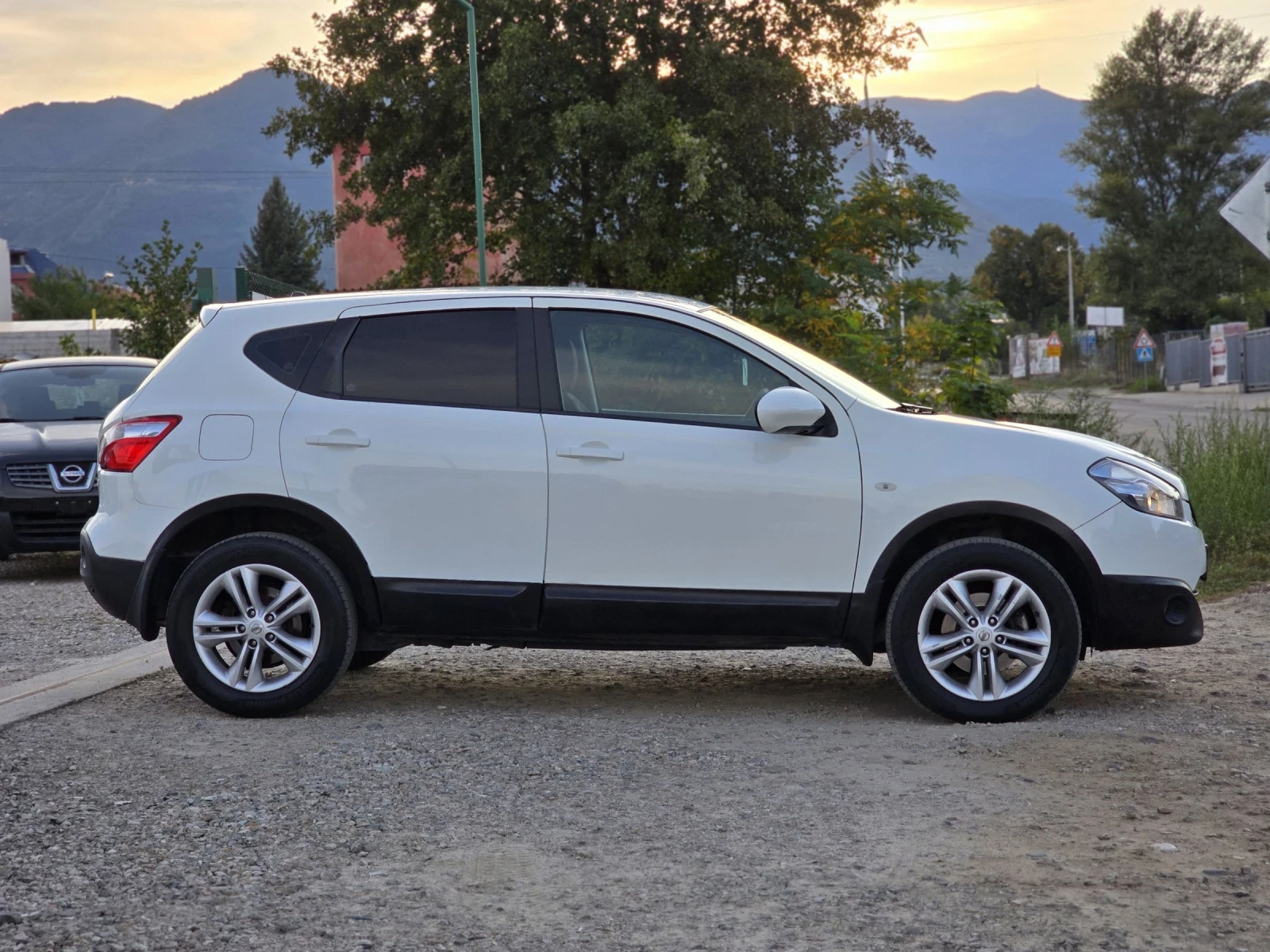 Nissan Qashqai 1.6 dCi 130Hp 4X4 Лизинг - изображение 6