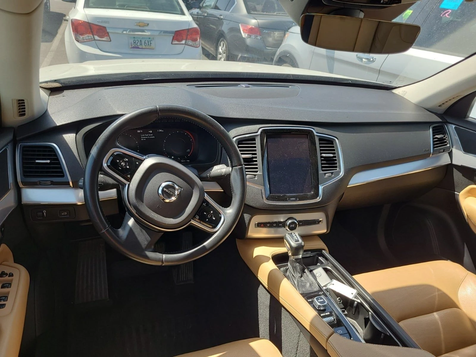 Volvo Xc90 T6* ДИСТРОНИК* МАСАЖ* 360КАМЕРА* КЕЙЛЕС* МЪРТВ* ТО - изображение 8