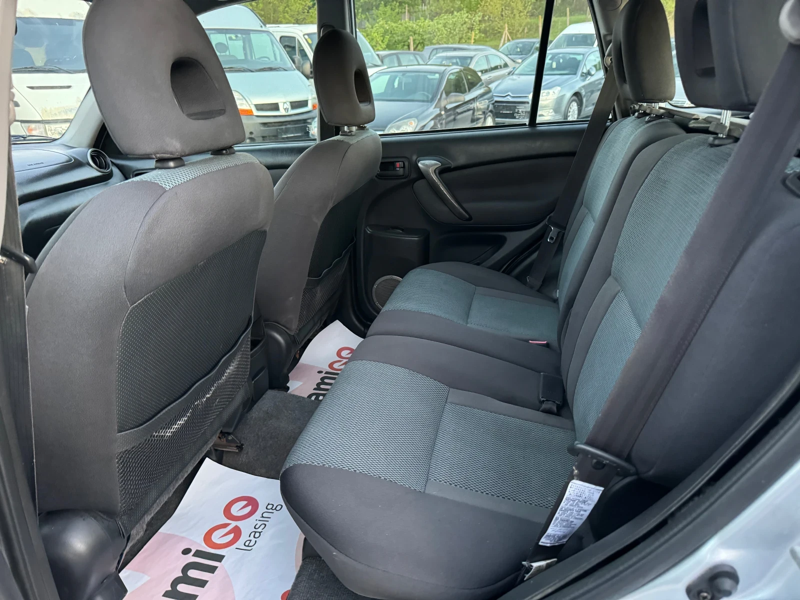 Toyota Rav4 2.0 D-4D  | Mobile.bg — изображение 13