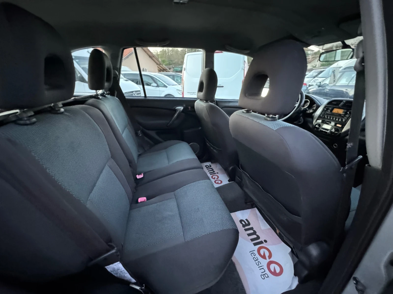 Toyota Rav4 2.0 D-4D  | Mobile.bg — изображение 11