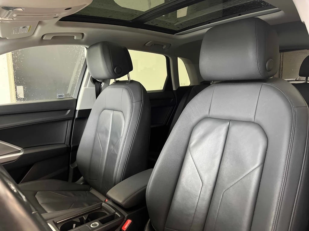 Audi Q3 * Komfort * CARFAX * БЕЗ ПЪРВОНАЧАЛНА ВНОСКА - изображение 10