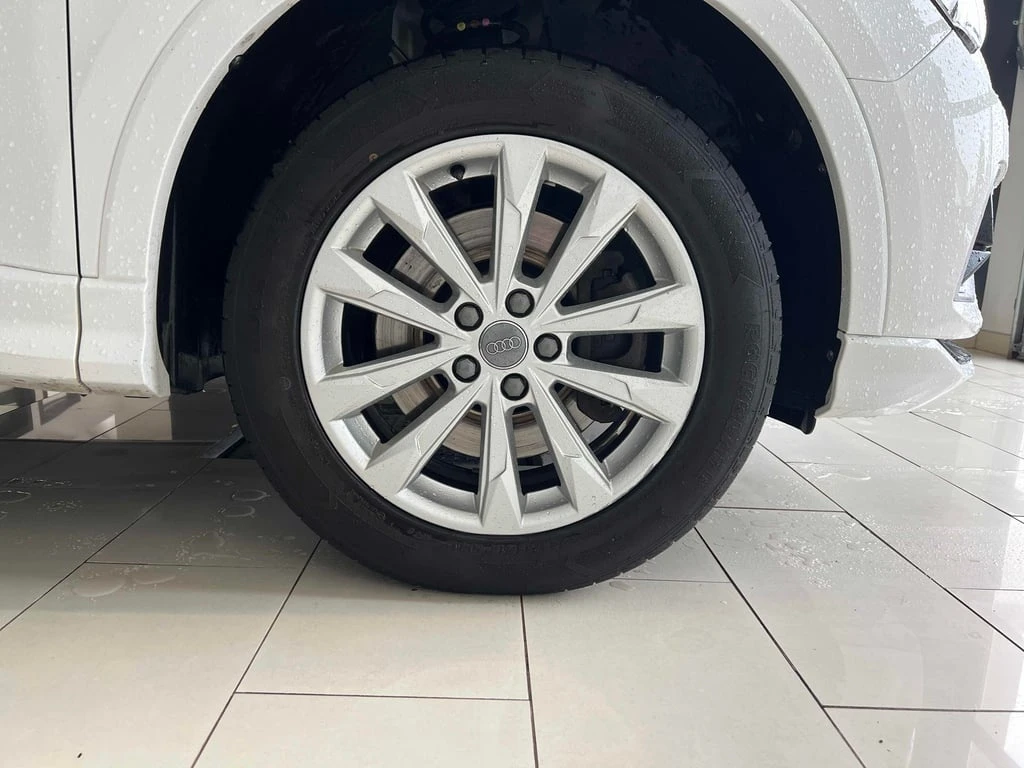 Audi Q3 * Komfort * CARFAX * БЕЗ ПЪРВОНАЧАЛНА ВНОСКА - изображение 7