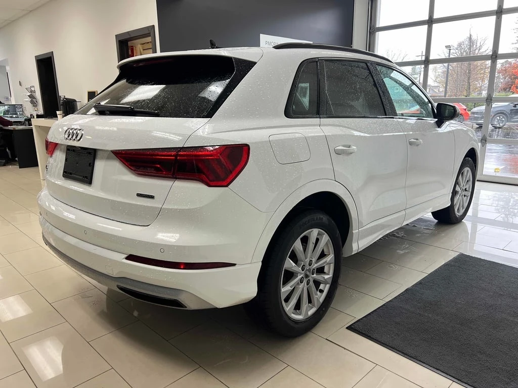 Audi Q3 * Komfort * CARFAX * БЕЗ ПЪРВОНАЧАЛНА ВНОСКА - изображение 3