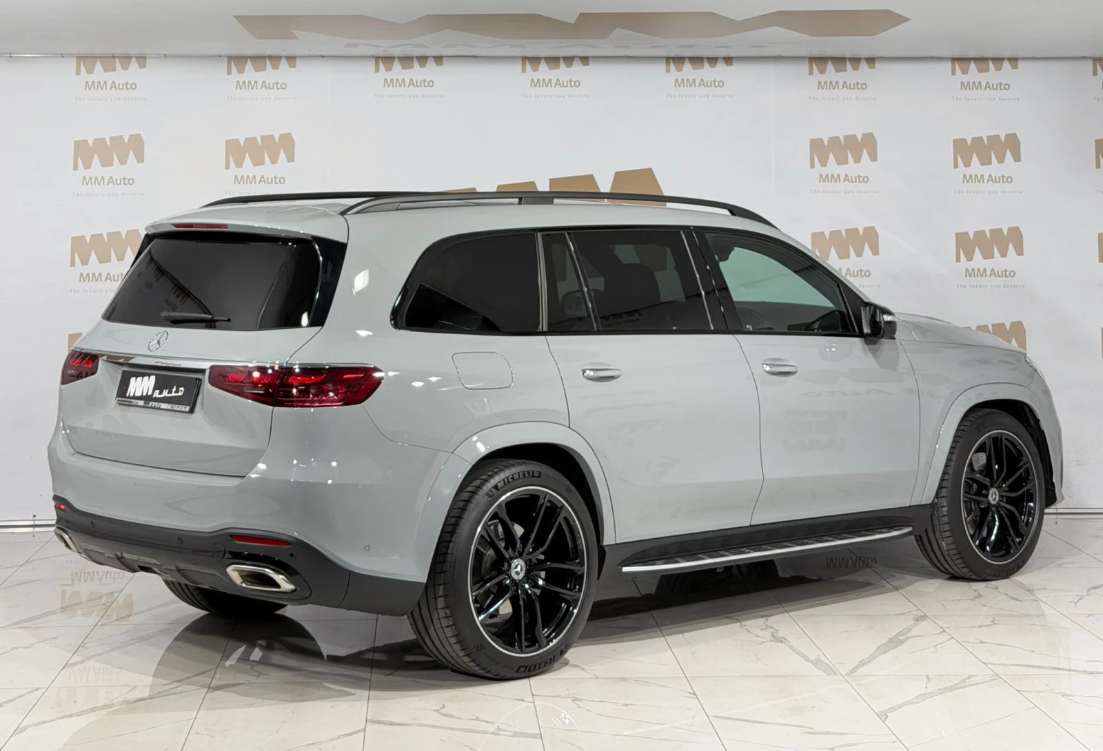 Mercedes-Benz GLS580 AMG* 4Matic* Burmester* Pano* HuD - изображение 2