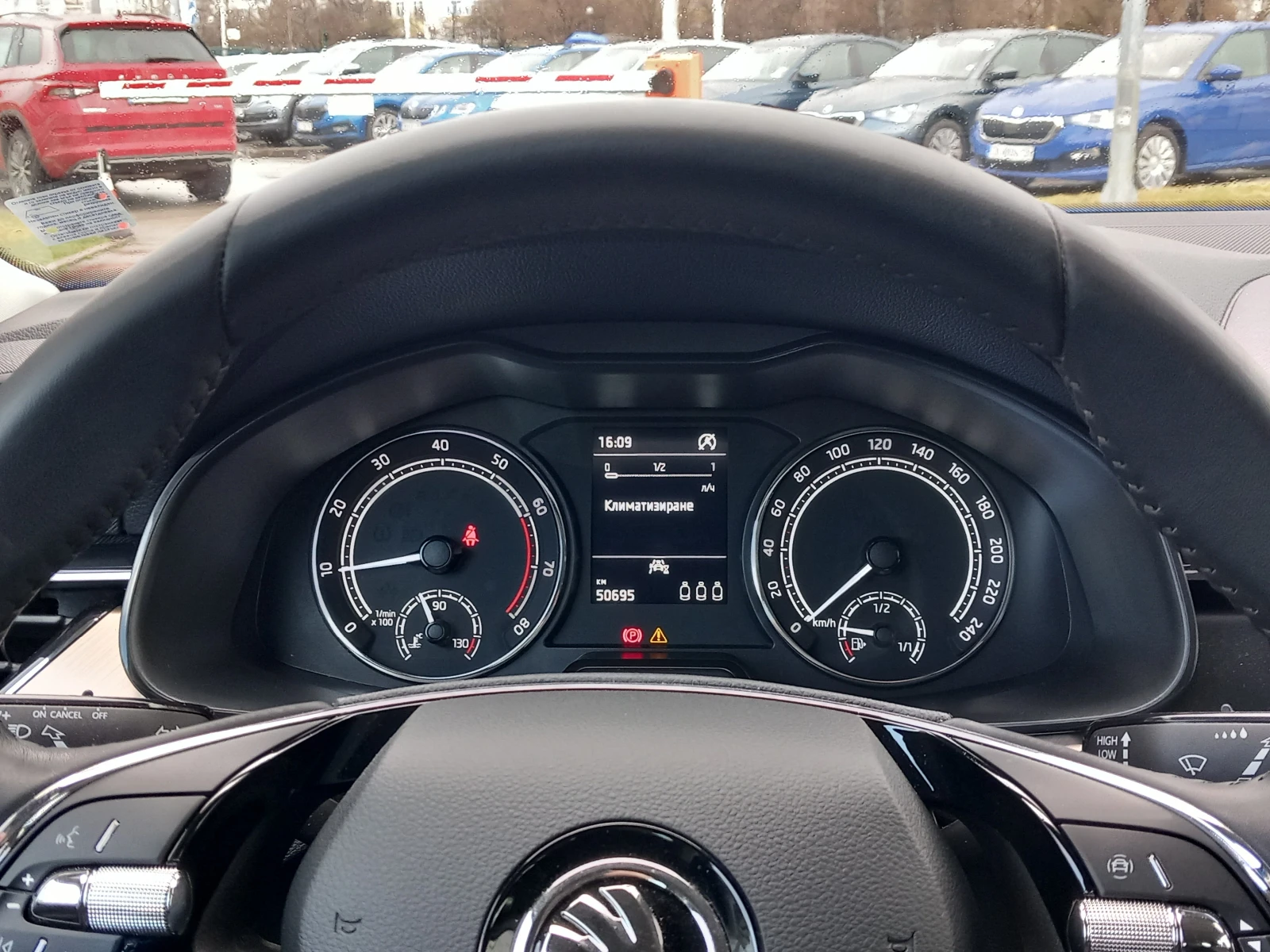 Skoda Kamiq 1.0 TSI / 6MT, снимка 12 - Автомобили и джипове - 53727827