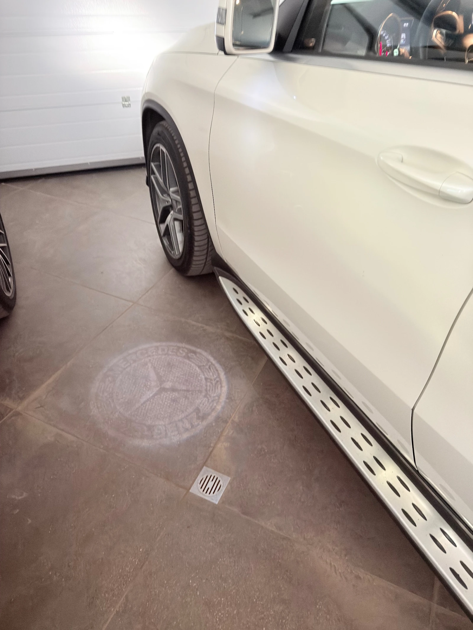 Mercedes-Benz GLE Купе, снимка 3 - Автомобили и джипове - 53875865