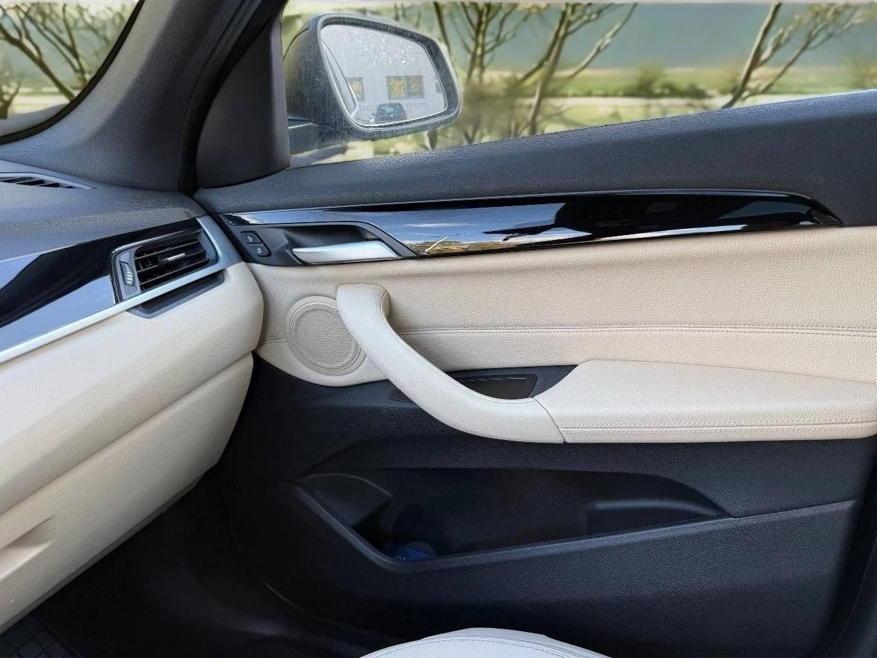 BMW X1 XDrive, снимка 3 - Автомобили и джипове - 54229122