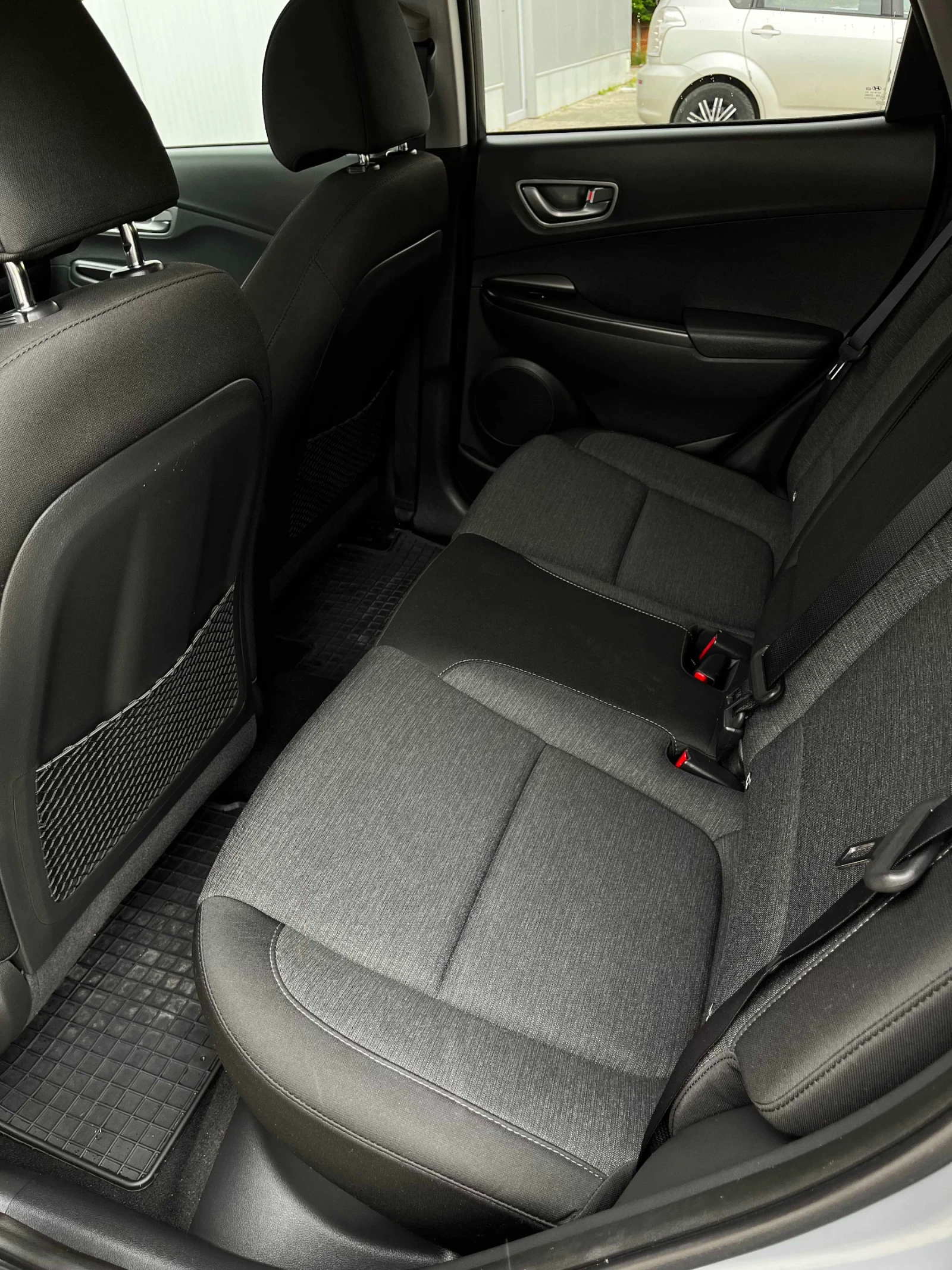 Hyundai Kona EV 39KW/h 49000km.SOH 95%, KAMERA, ГАРАНЦИЯ, СЕРВ., снимка 14 - Автомобили и джипове - 54581161