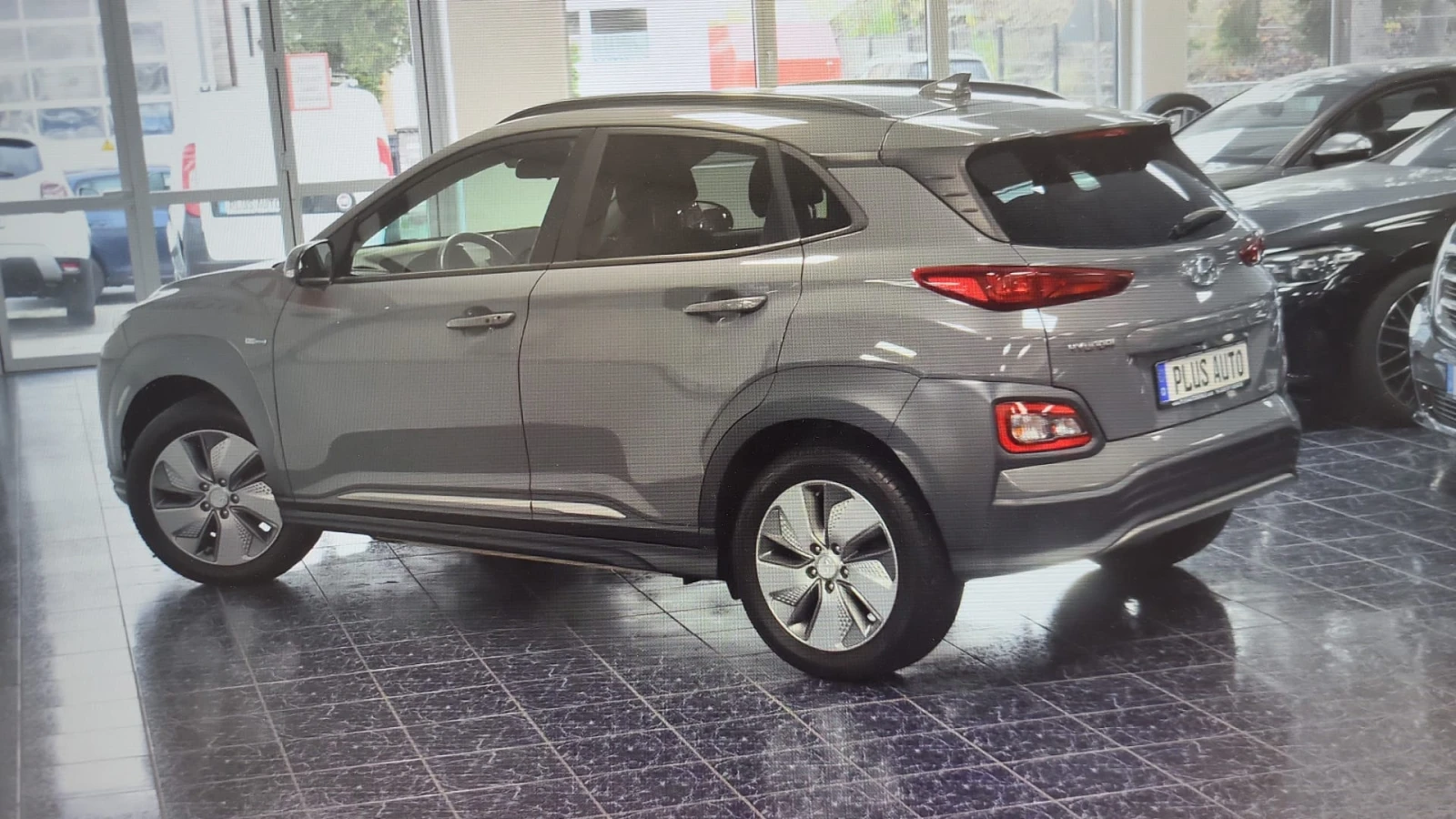 Hyundai Kona EV 39KW/h 49000km.SOH 95%, KAMERA, ГАРАНЦИЯ, снимка 3 - Автомобили и джипове - 54581161
