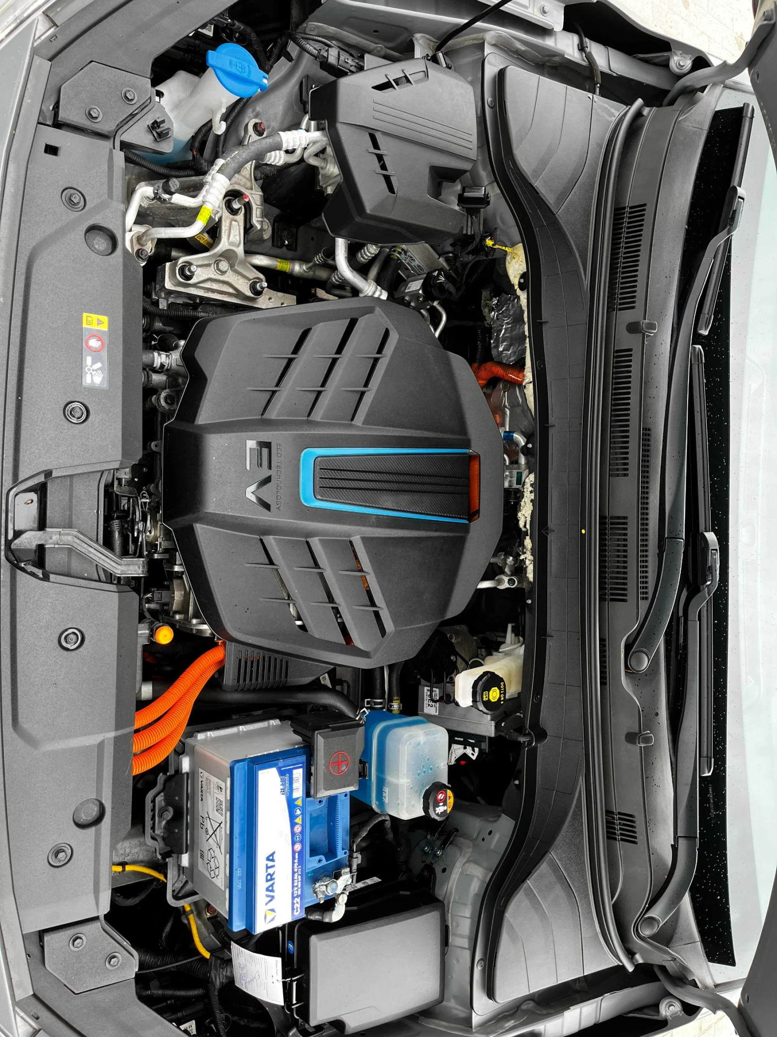 Hyundai Kona EV 39KW/h 49000km.SOH 95%, KAMERA, ГАРАНЦИЯ, СЕРВ., снимка 8 - Автомобили и джипове - 54581161
