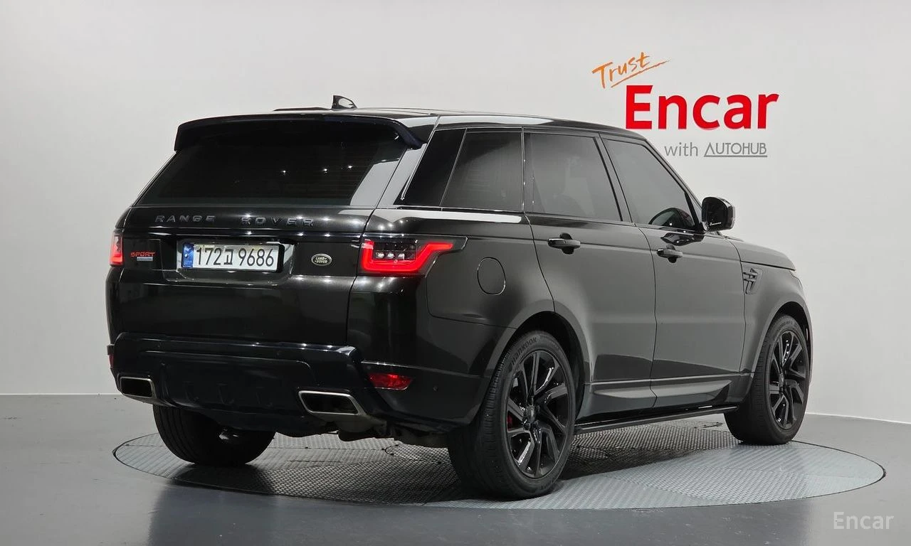 Land Rover Range Rover Sport 3.0* HSE* ОБДУХВАНЕ* ХЕДЪП* LANE* ASSIST* ПАНОРАМА, снимка 2 - Автомобили и джипове - 54820836