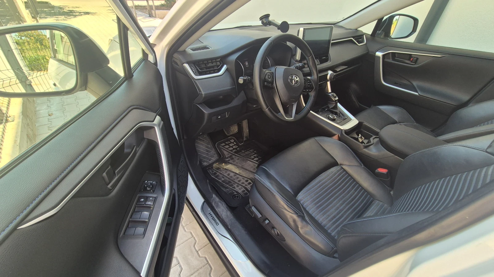 Toyota Rav4, снимка 8 - Автомобили и джипове - 55551969
