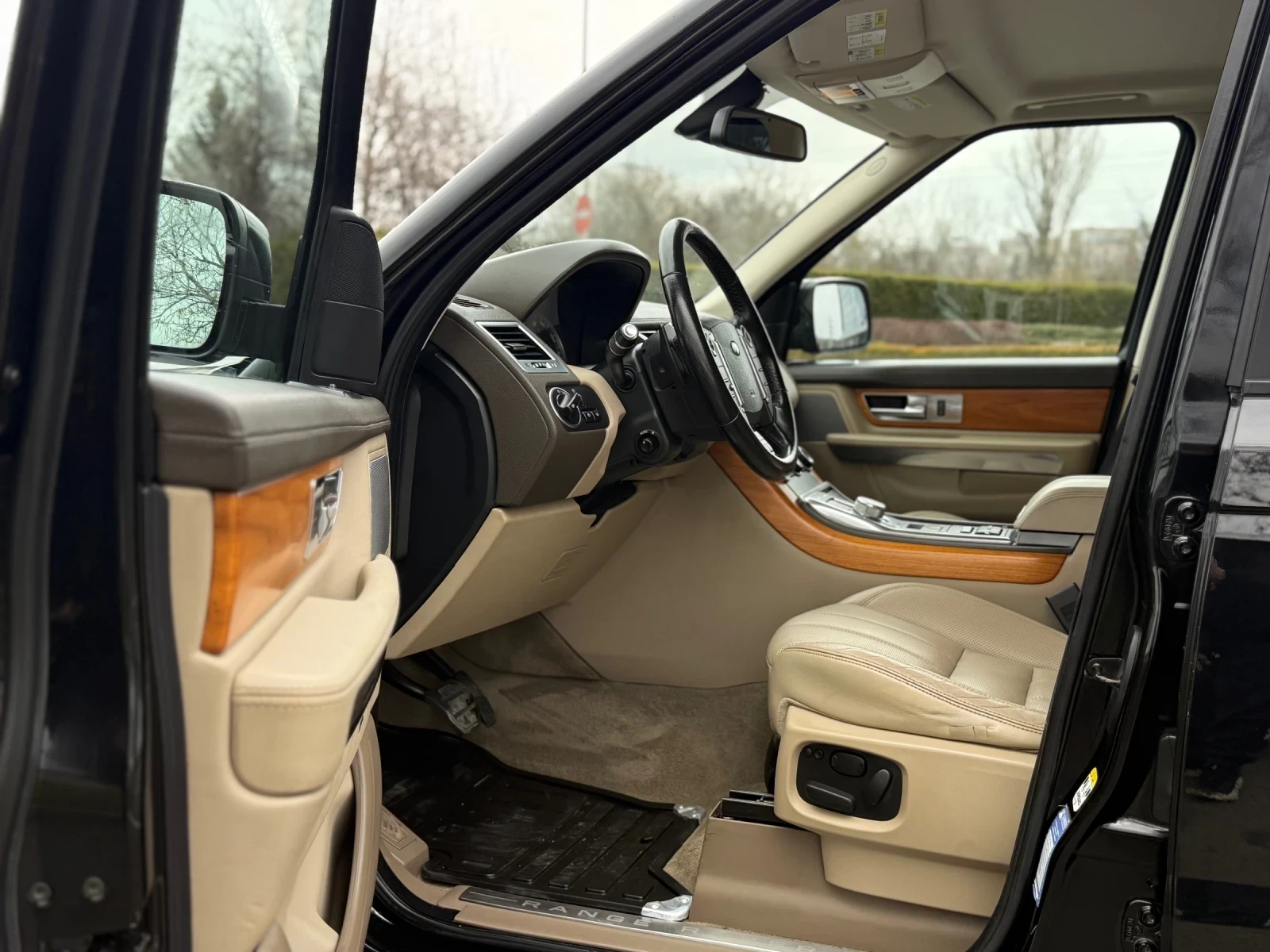 Land Rover Range Rover Sport 132000km !!!, снимка 12 - Автомобили и джипове - 56651740
