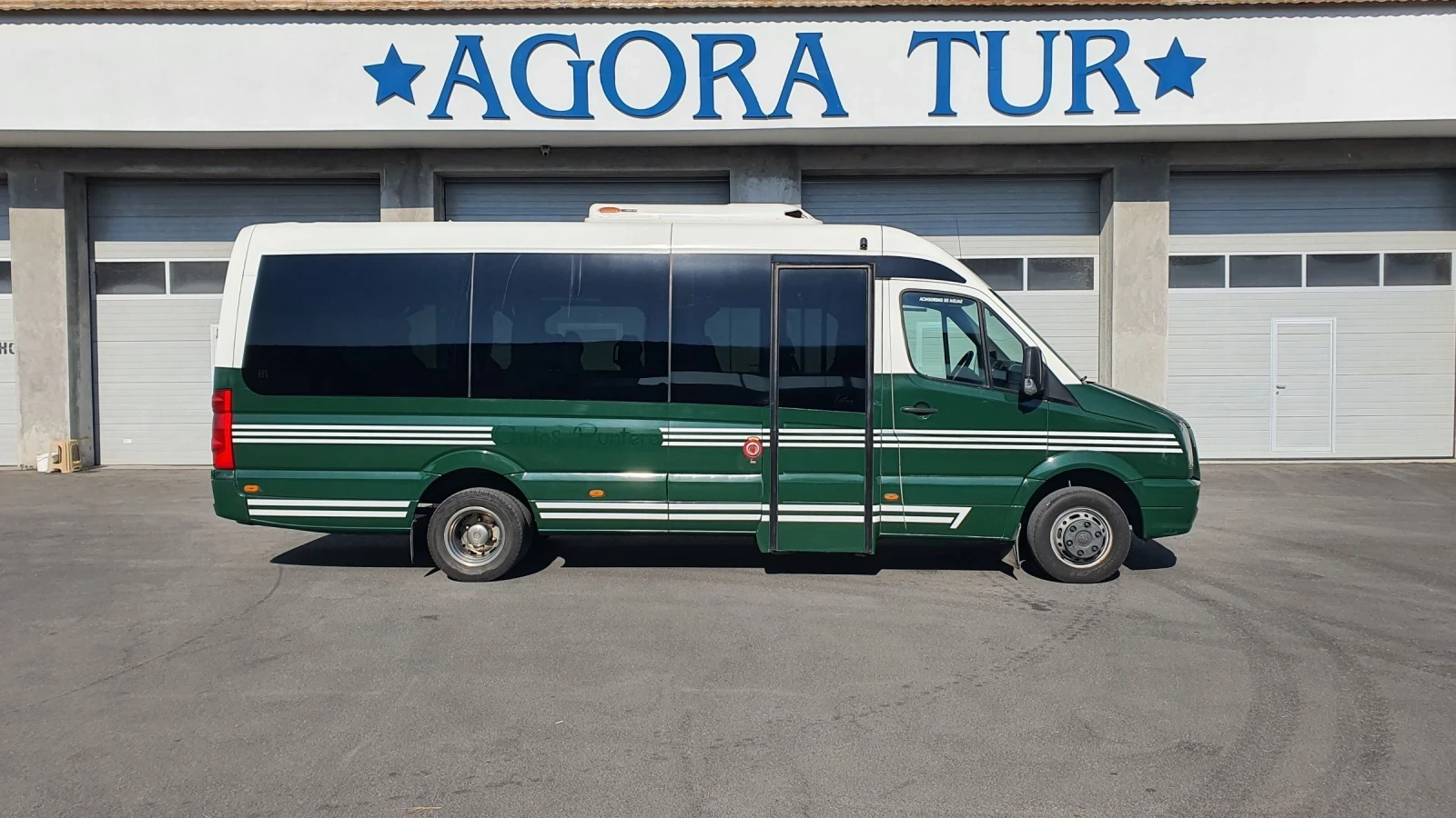 VW Crafter Нов внос 23 места 2.5 TDI 163 к.с - изображение 3