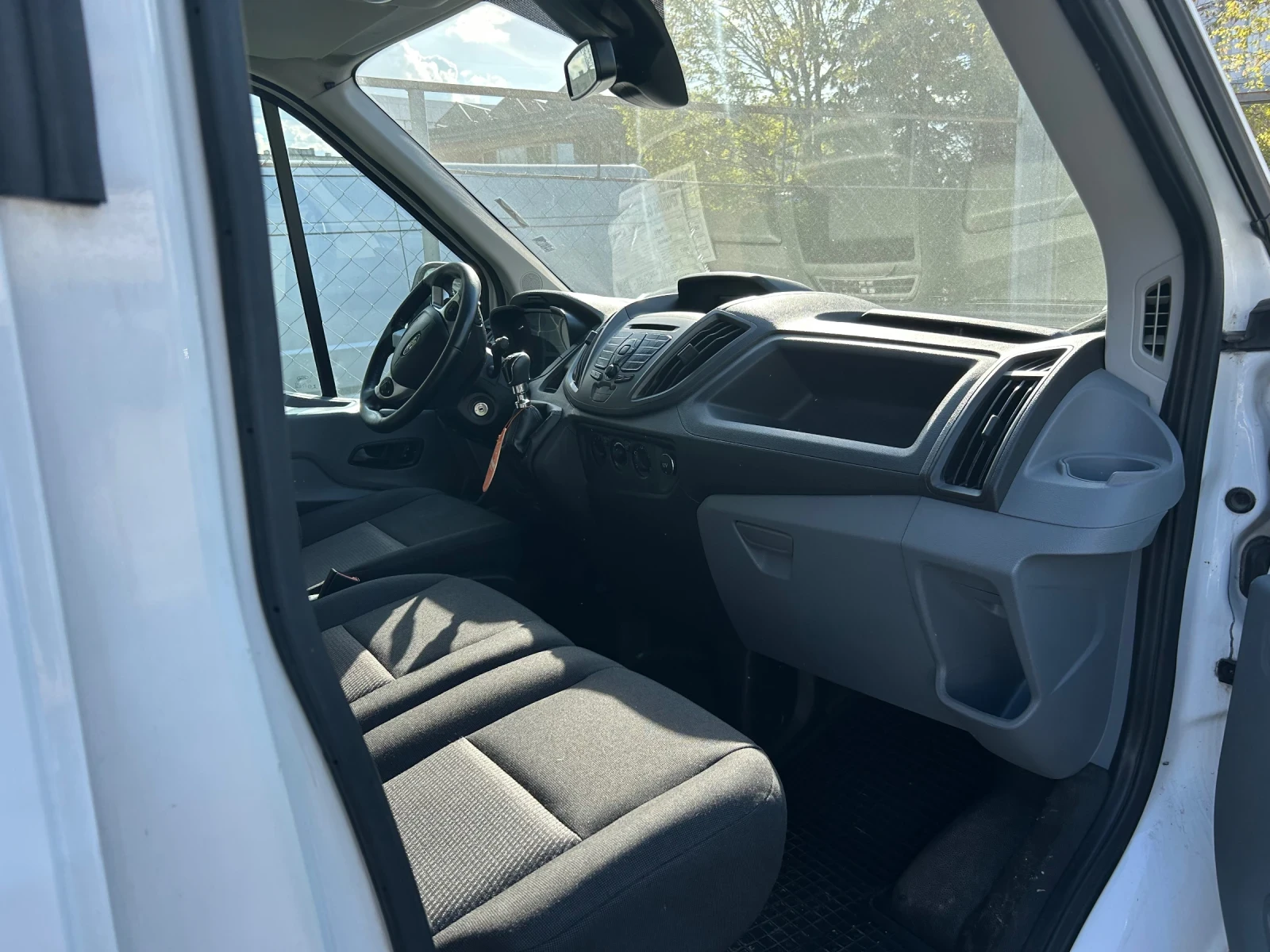 Ford Transit, снимка 3 - Бусове и автобуси - 54346077