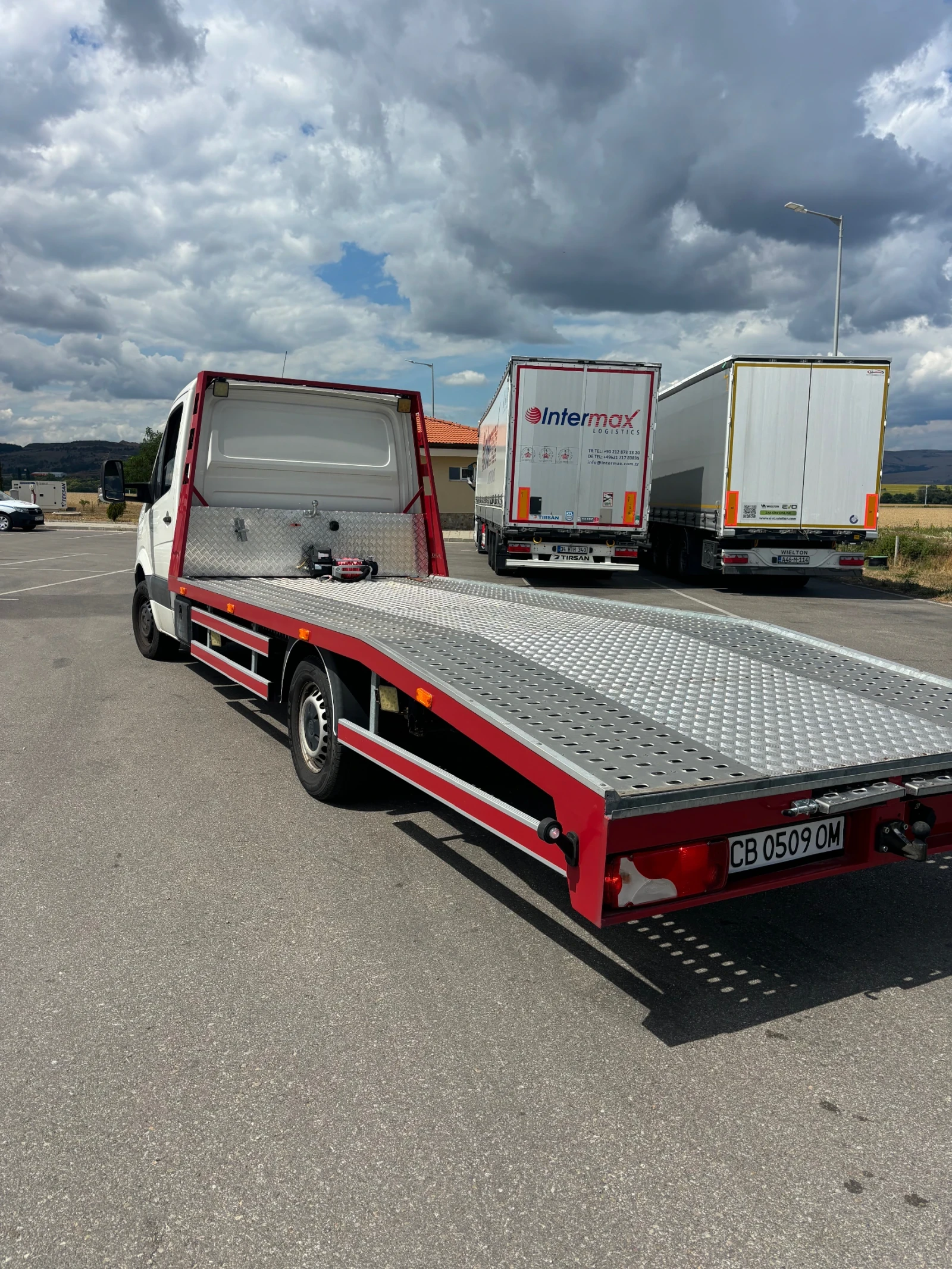 VW Crafter Пътна помощ, снимка 5 - Бусове и автобуси - 55980578