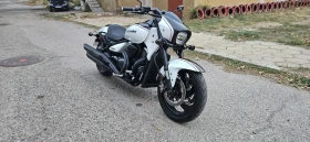     Suzuki Boulevard M90