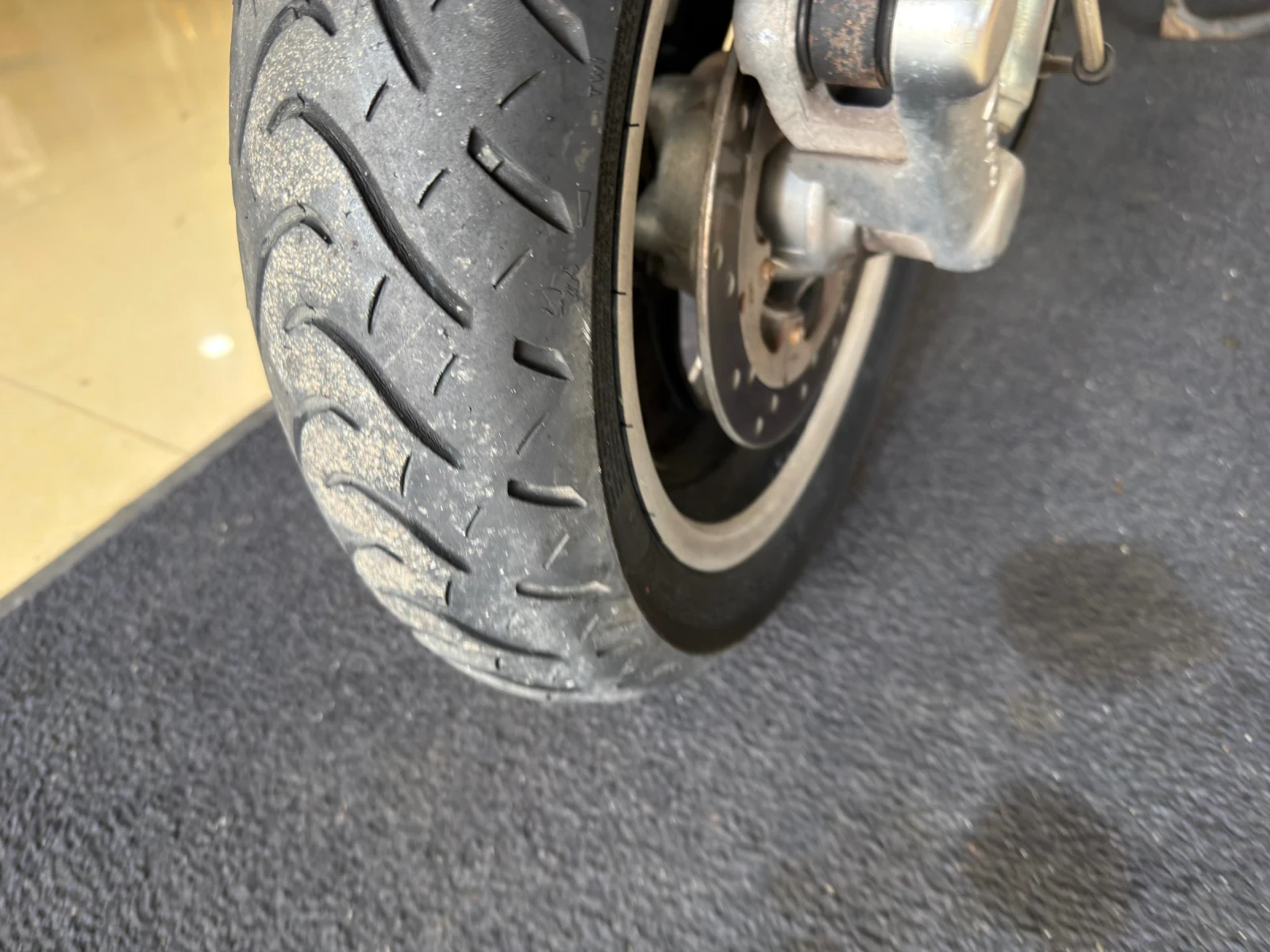 Vespa GTS 300i, снимка 11 - Мотоциклети и мототехника - 54043611