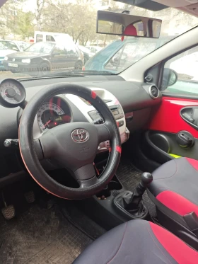 Toyota Aygo, снимка 10