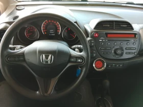 Honda Jazz 1.4i Automatic, снимка 11