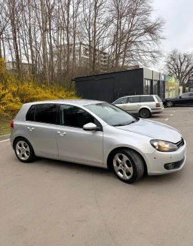 VW Golf 2.0 TDI  БЕЗ ЗАБЕЛЕЖКИ , снимка 2
