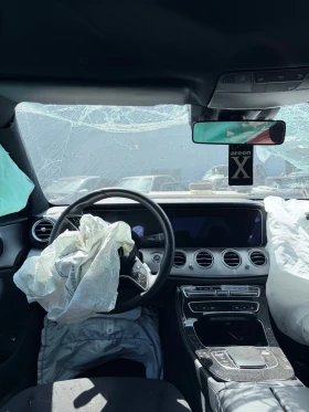 Mercedes-Benz E 300, снимка 3