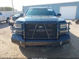 Chevrolet Silverado 1500 2LZ CARFAX АВТО КРЕДИТ  - 40500 лв. / 20707.32 € - 37942984 2