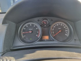 Opel Astra Astra H 1.6i газ Перфектна! Реални км!, снимка 11
