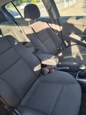 Opel Astra Astra H 1.6i газ Перфектна! Реални км!, снимка 10