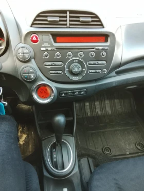 Honda Jazz 1.4i Automatic - 2750 € / 5378.53 лв. - 75784049 13