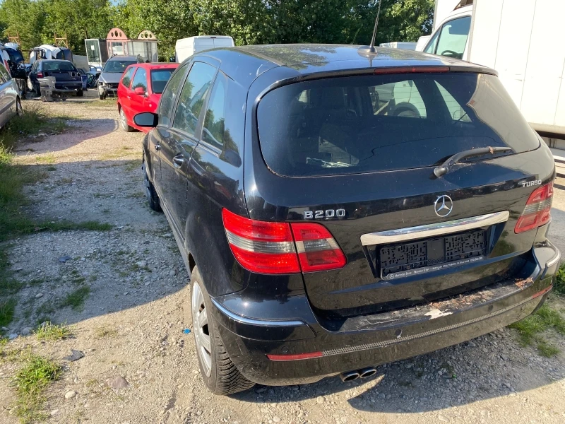 Mercedes-Benz B 200 2.0 TURBO 193 КОНЯ АВТОМАТИК, снимка 5 - Автомобили и джипове - 37945760