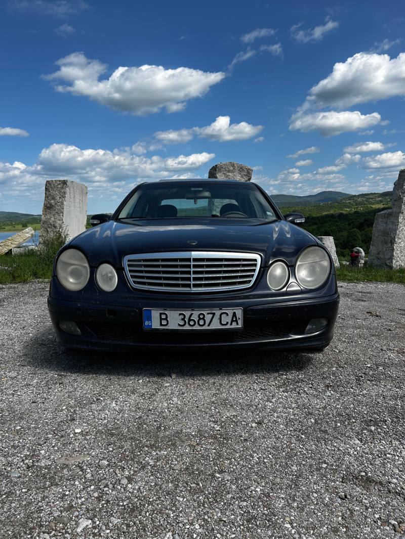 Mercedes-Benz E 500, снимка 6 - Автомобили и джипове - 46320682