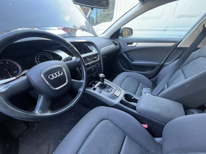 Audi A4, снимка 2 - Автомобили и джипове - 47663650