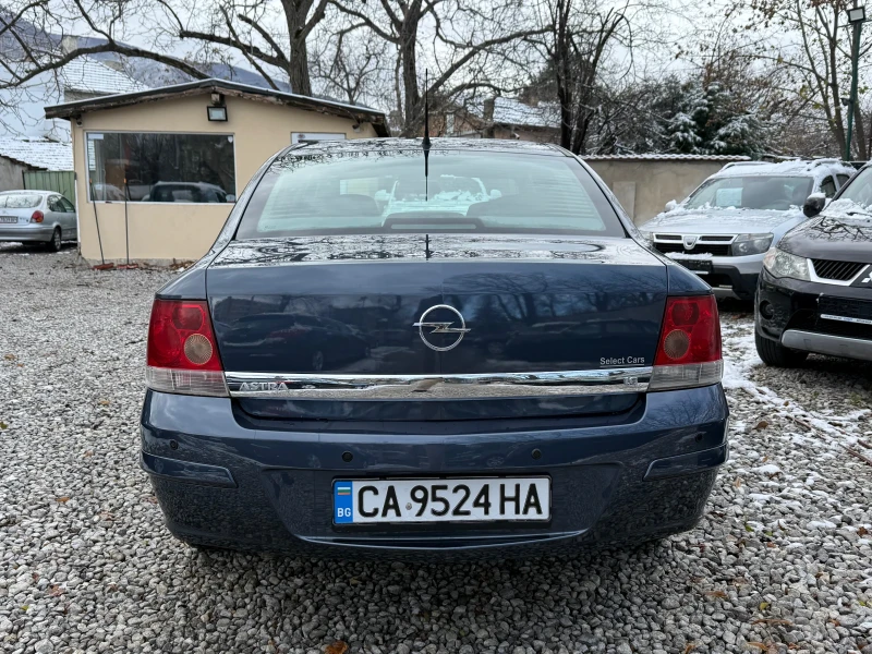 Opel Astra 1.6i ОТЛИЧНО СЪСТОЯНИЕ!, снимка 5 - Автомобили и джипове - 48050267