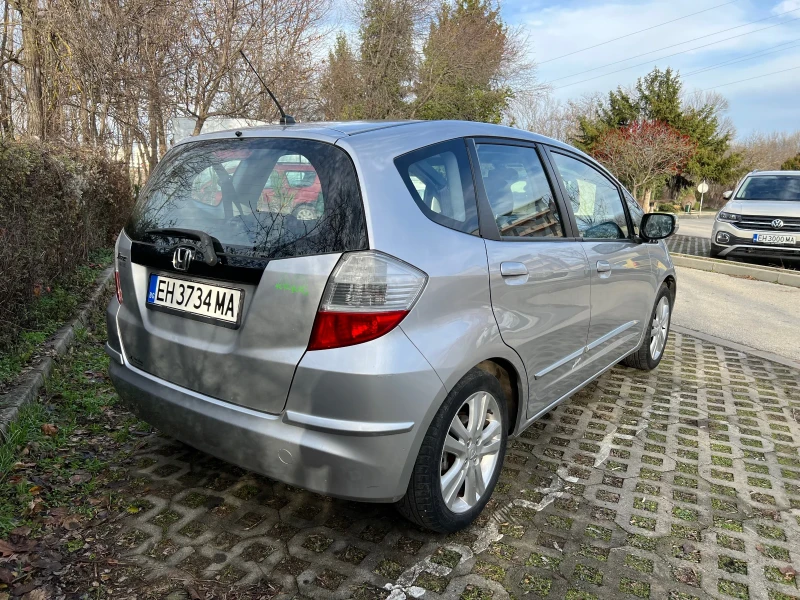 Honda Jazz, снимка 4 - Автомобили и джипове - 48434834