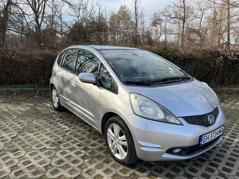 Honda Jazz, снимка 2 - Автомобили и джипове - 48434834