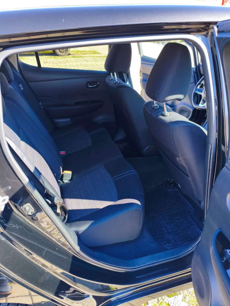 Nissan Leaf  N-Connecta, снимка 10 - Автомобили и джипове - 52347279