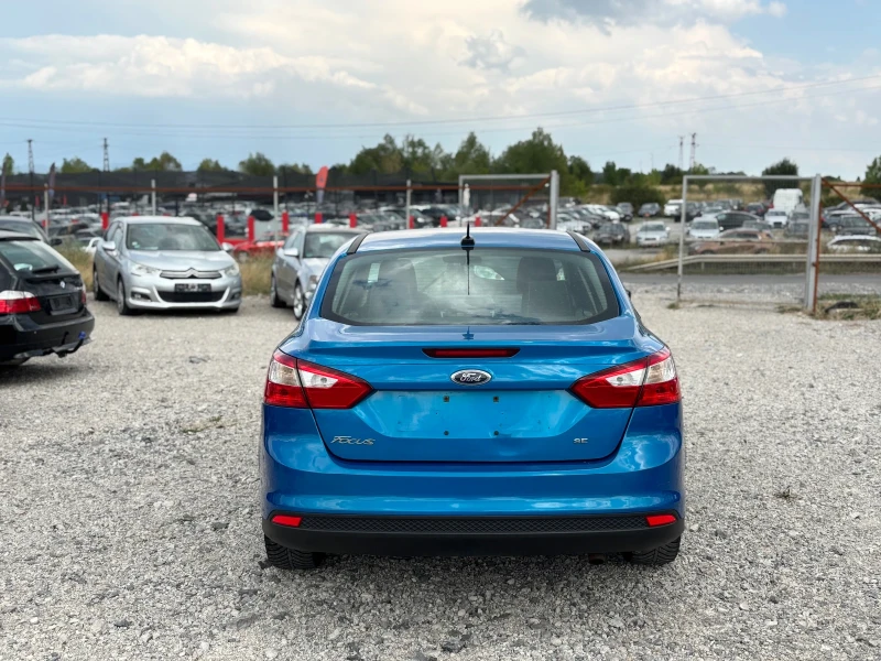 Ford Focus 2.0-160кс , Автомат, снимка 6 - Автомобили и джипове - 51409122