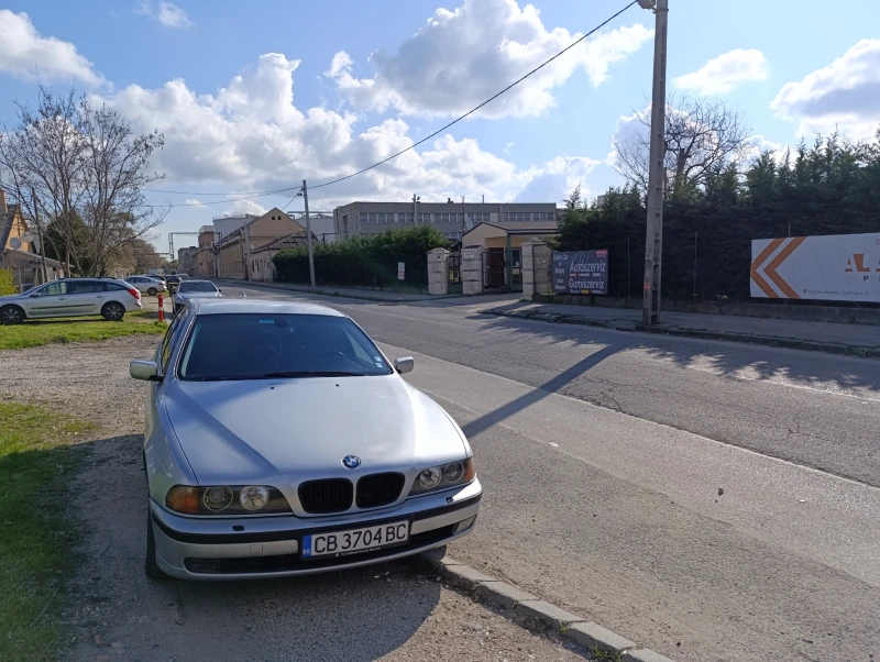 BMW 528 Touring, снимка 2 - Автомобили и джипове - 52820218