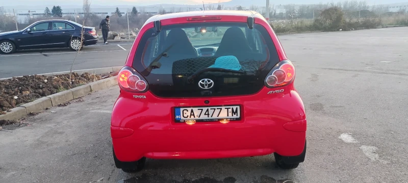 Toyota Aygo, снимка 2 - Автомобили и джипове - 52824922